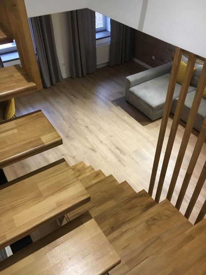Дворівневі Апартаменти На Площі Ринок Lviv Luaran gambar